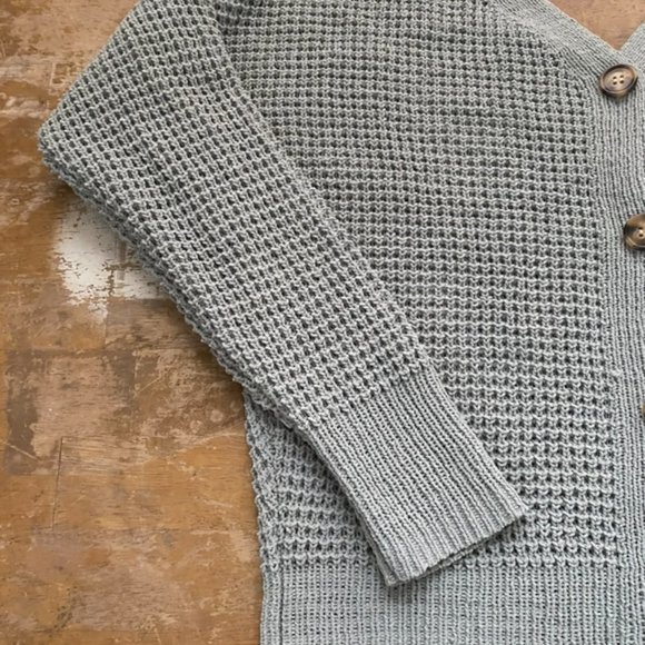 Moon & Madison Sage Green Cardigan Size Medium - Picture 3 of 10